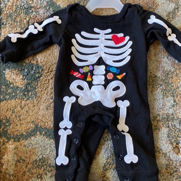newborn skeleton onesie